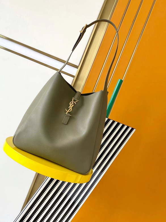 YSL 753837 30x31x13cm 8D