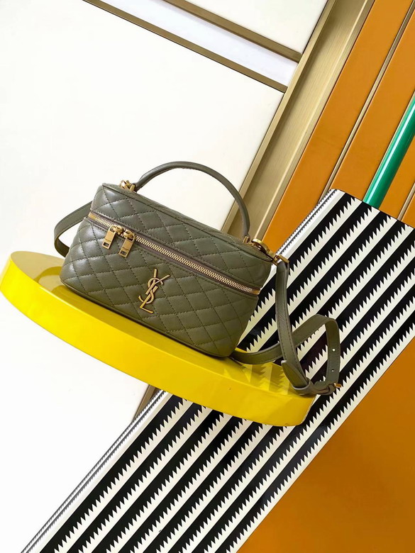 YSL 766731 18x11x6.5cm 8D