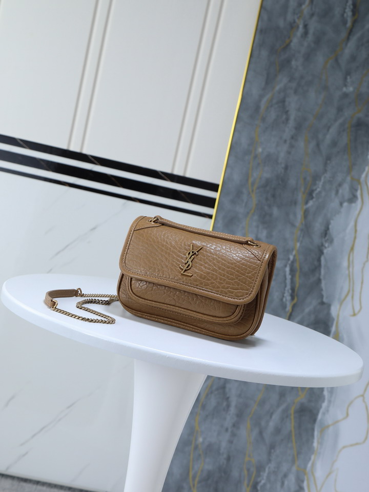 YSL niki 828736 18x12.5x5cm 8D2