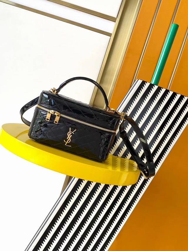 YSL 766731 18x11x6.5cm 8D3