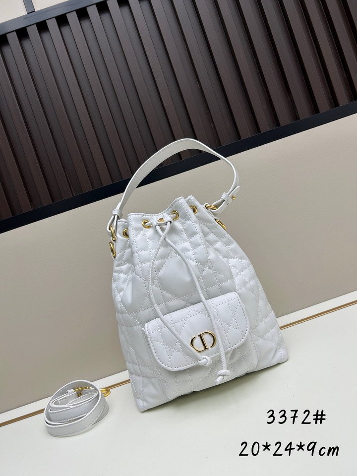 Dior caro 3372 20x24x9cm jj2