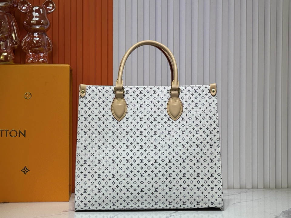 On M45039 35x27x14cm ss2