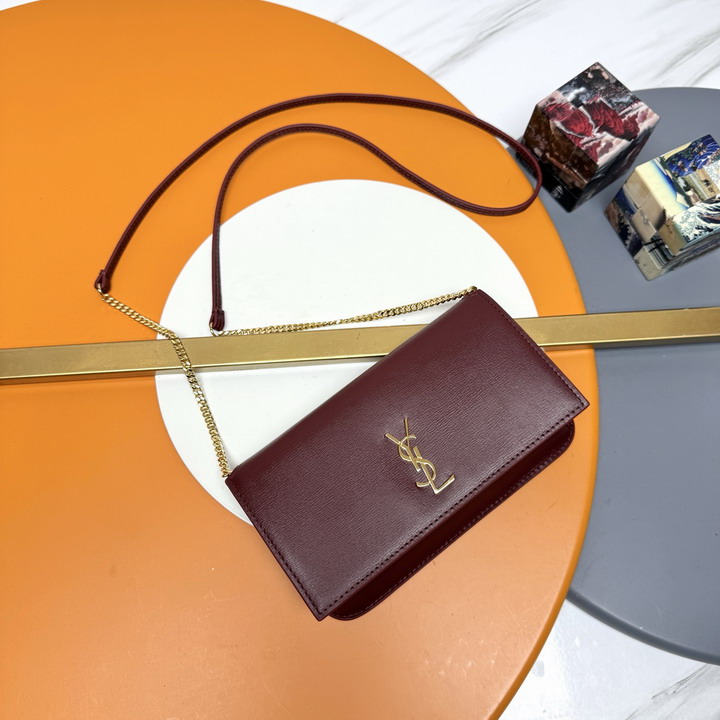 YSL Holder 635095 18x11x2cm 8D7