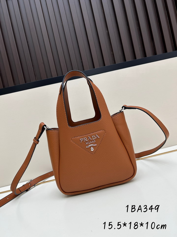Prada 1BA349 15.5x18x10cm jj4