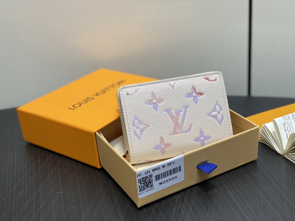 Claire M25595 11x8.5x3.5cm gf