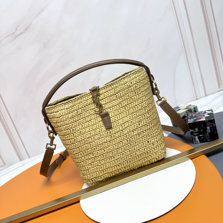 YSL 749036 20x17x13cm 8D6