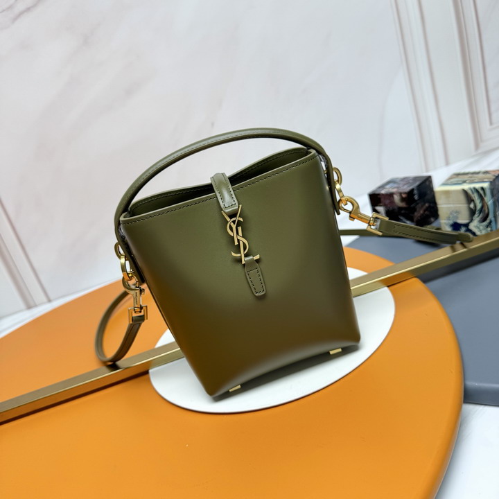 YSL 765870 15x13x6cm 8D6