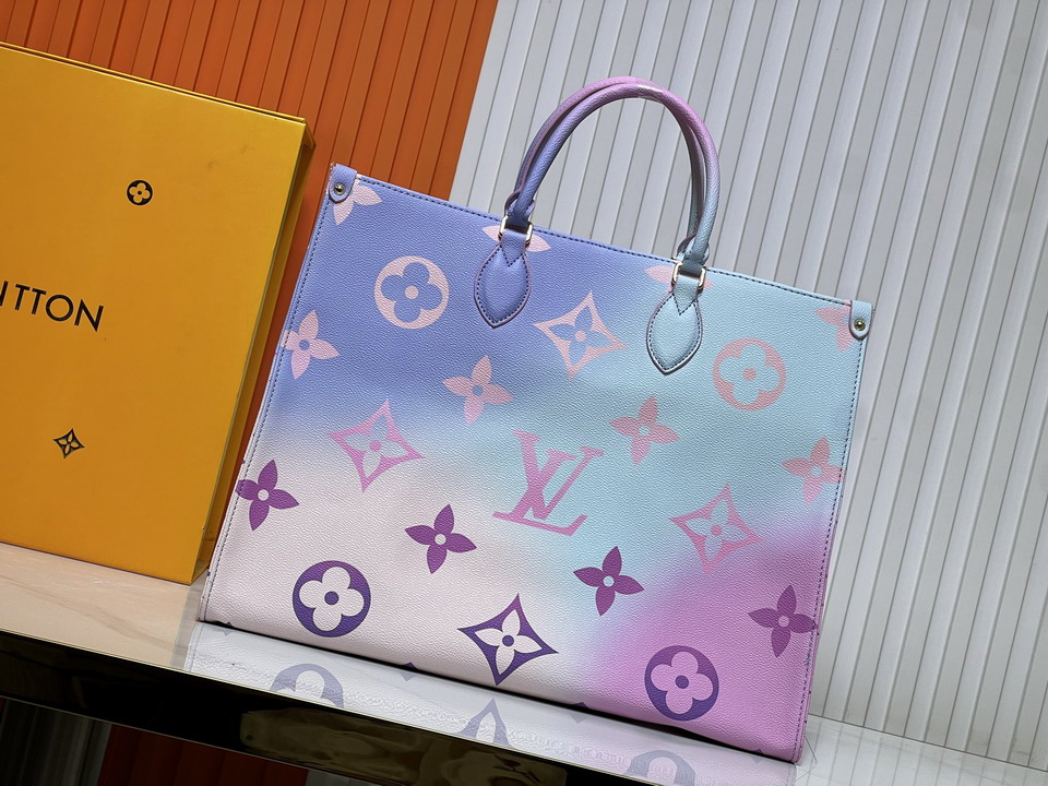 On M44571 41x34x19cm ss4