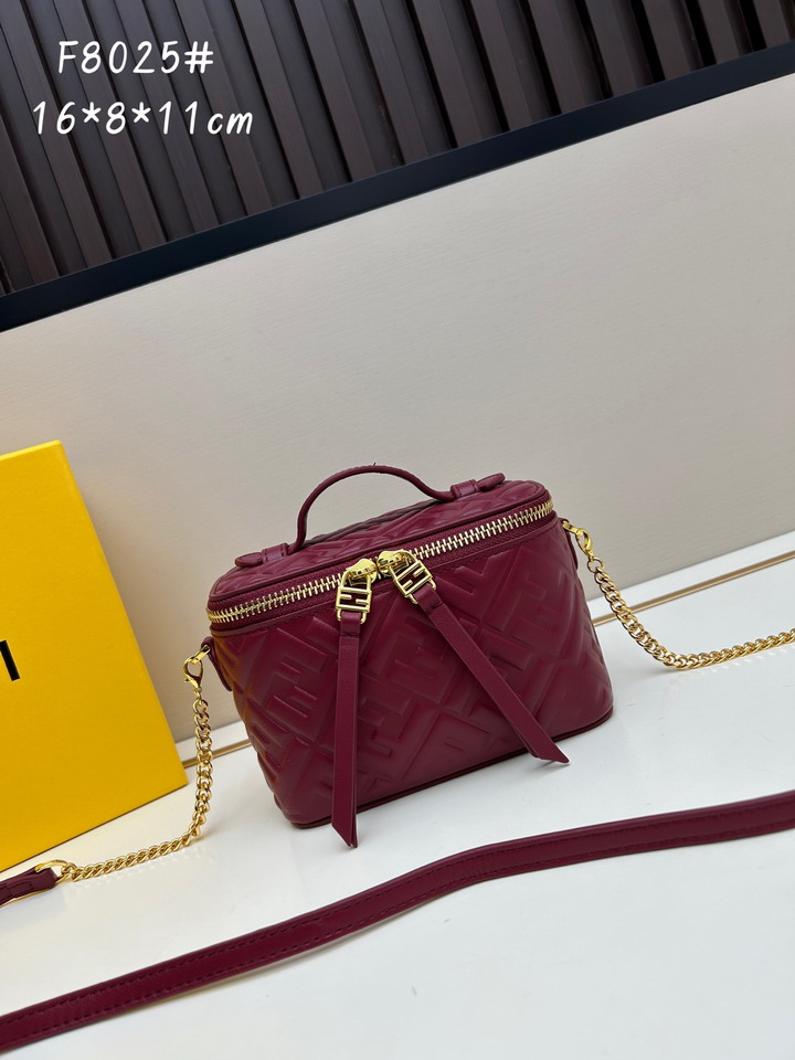 Fendi F8025 16x8x11cm jj