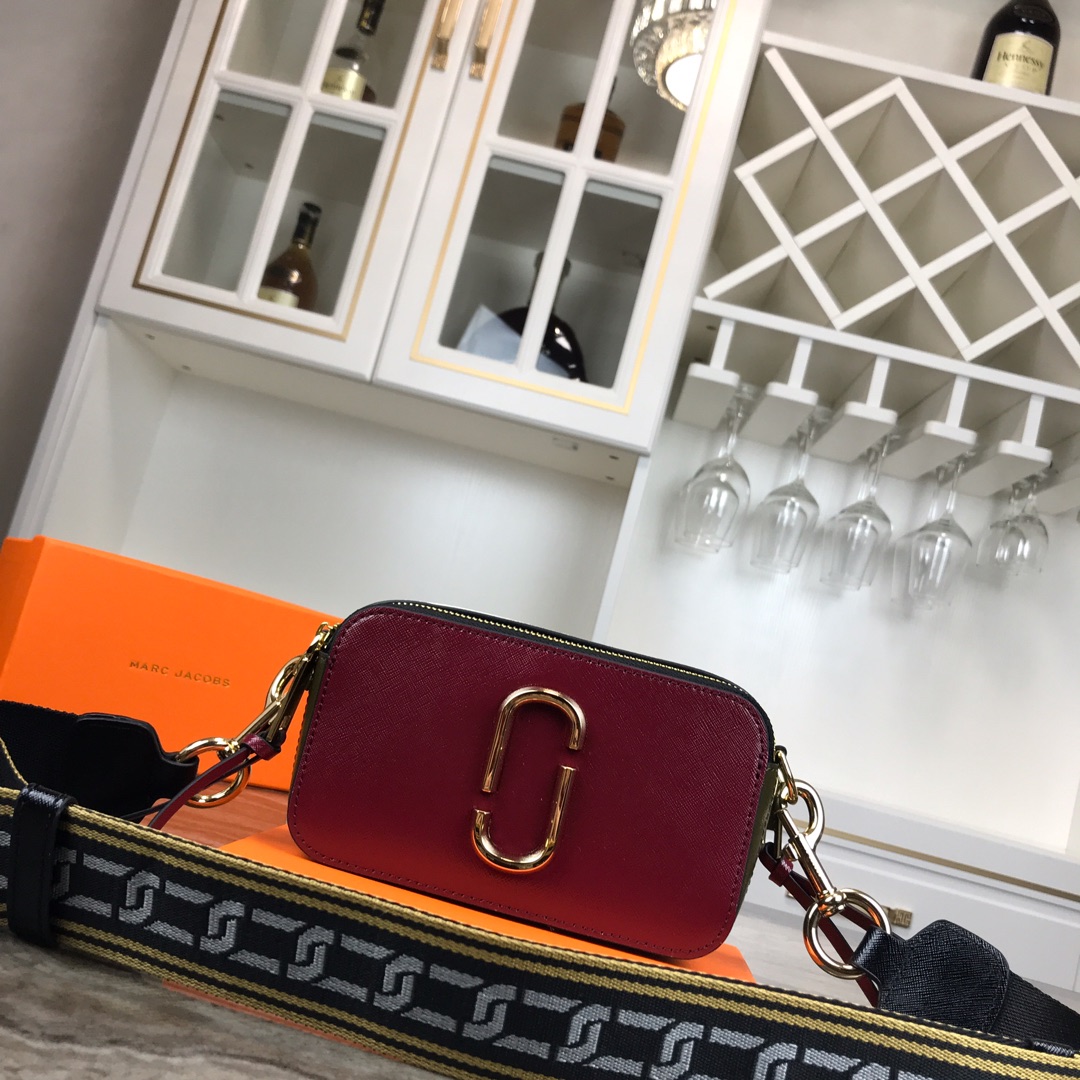 Marc Jacobs 0500 22x13x8cm cd31