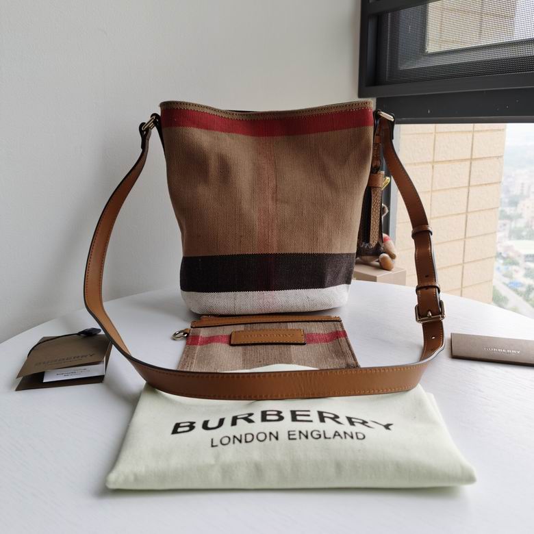 Burberry Hobo bag Original