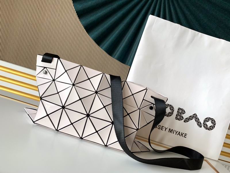 Issey Miyake34x22cm Yt2