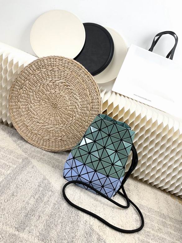 BB81-AG531 24X24cm YT 1