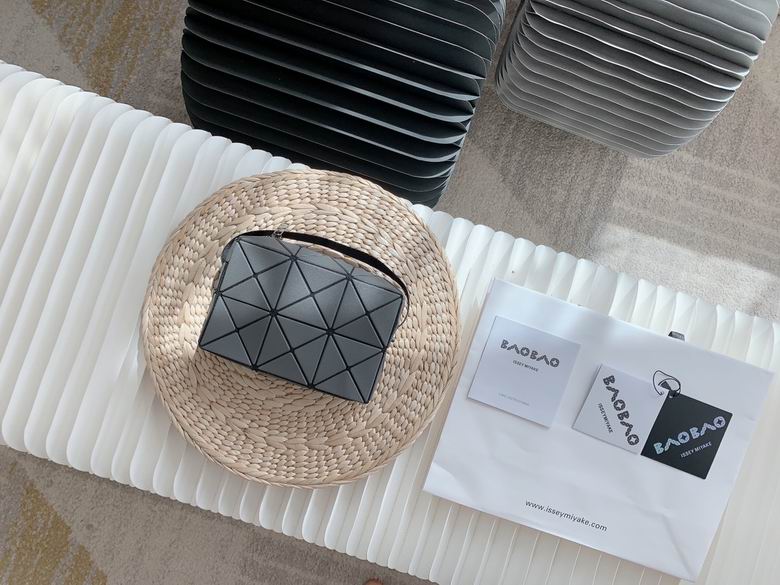 AG801 17X11X5.5cm YT 3