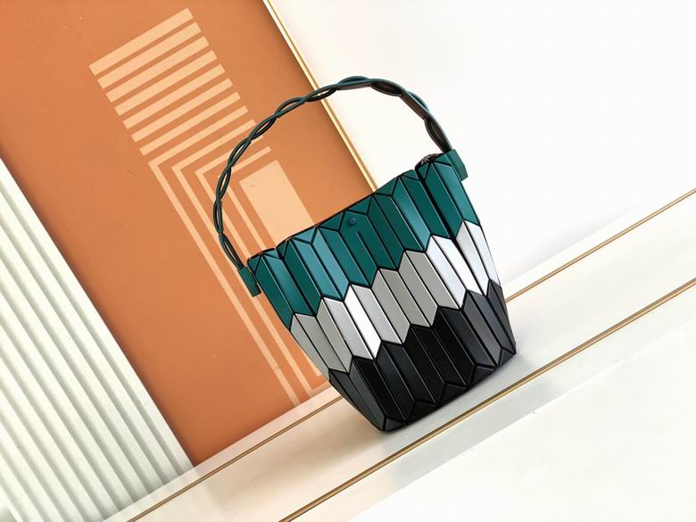 24.5X16.2X16.2cm С18.8X13.4X13.4cm 030701 YT 2