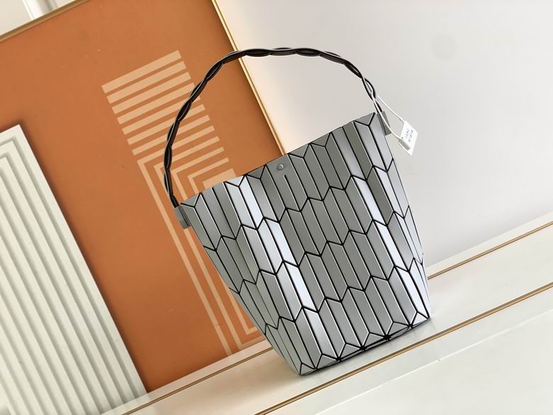 24.5X16.2X16.2cm С18.8X13.4X13.4cm 030701 YT 3