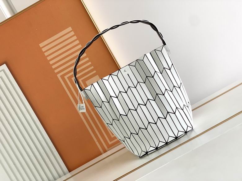 24.5X16.2X16.2cm С18.8X13.4X13.4cm 030701 YT 6