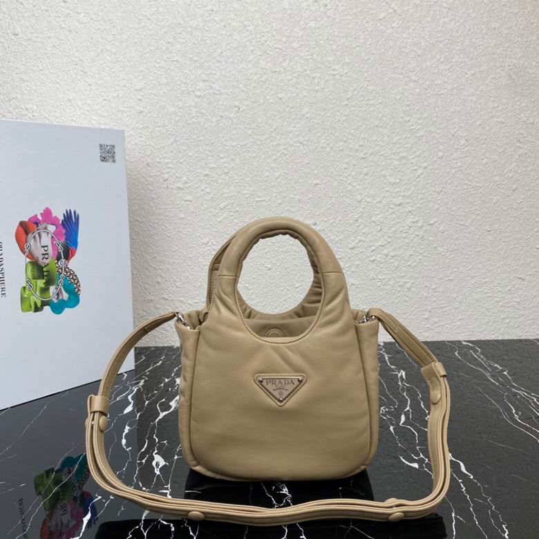 1BA359 18X15.5X10cm YG 7