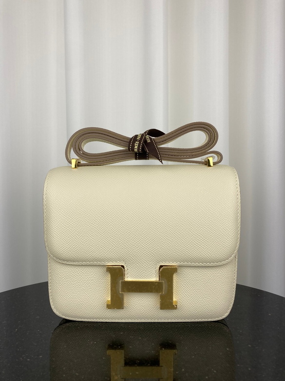 Constance 18cm 121402 AM 14